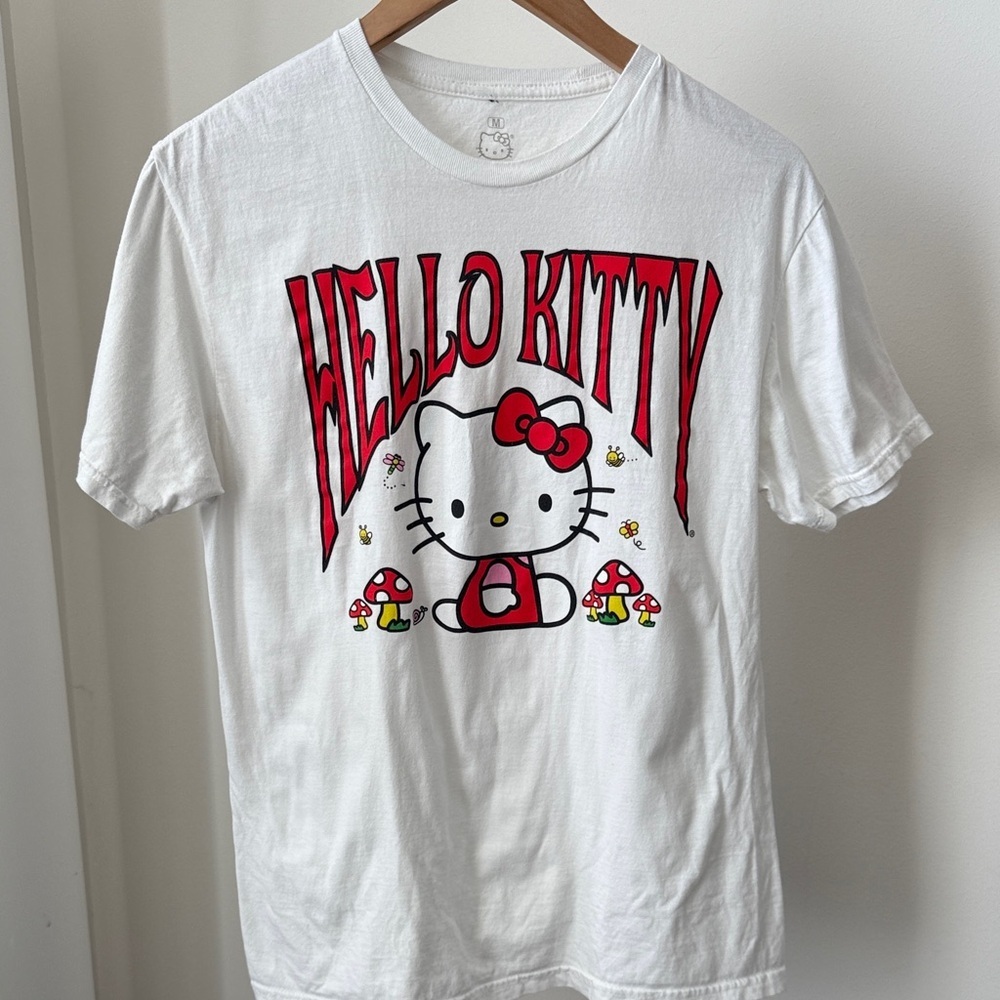 Hello Kitty White Tee with Red Graphic and Mushroom Accents Size M